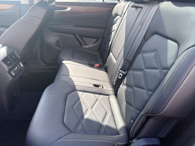 2026 Volkswagen Atlas 2.0T SE w/Technology FWD
