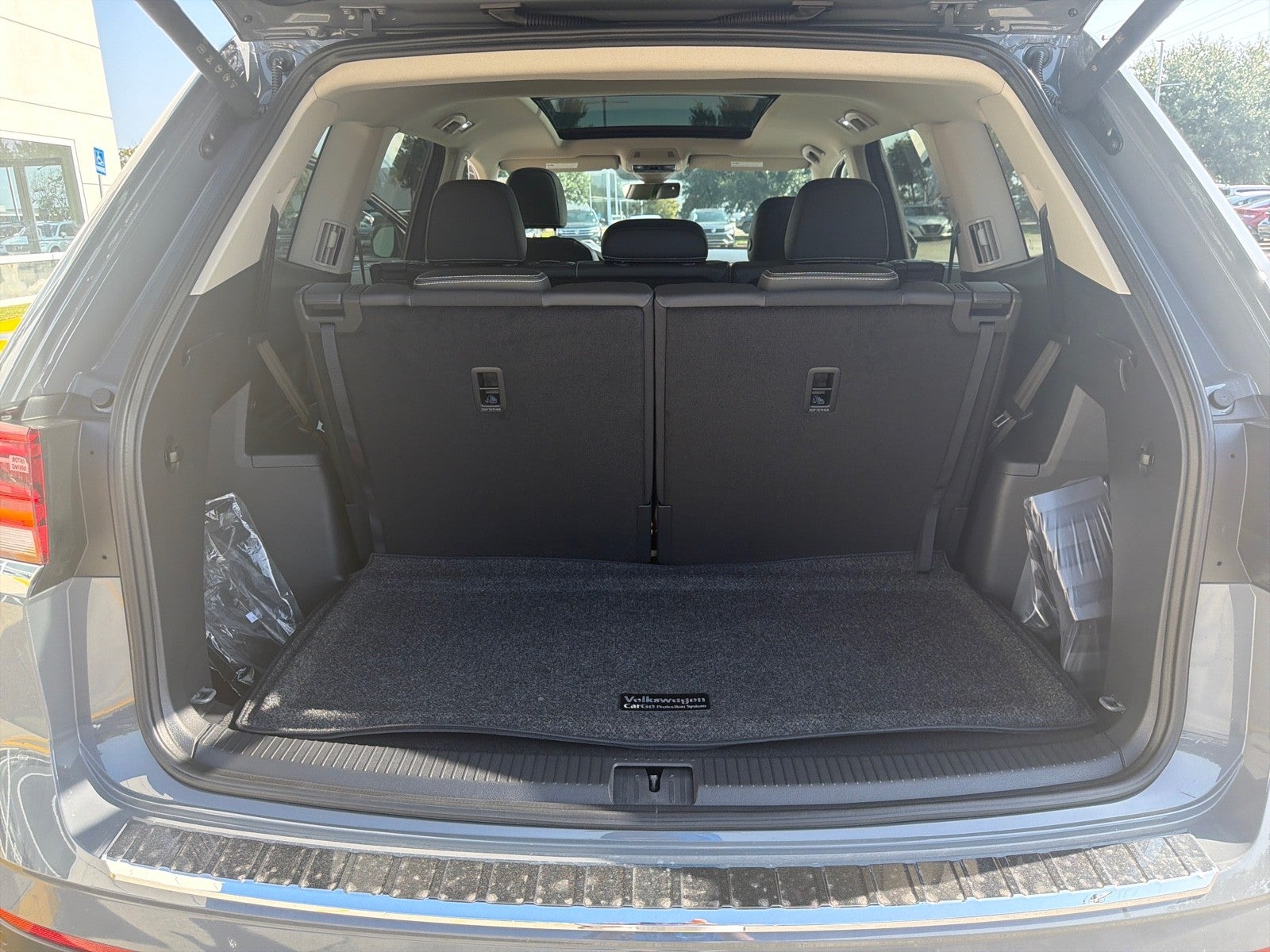 2026 Volkswagen Atlas 2.0T SE w/Technology FWD