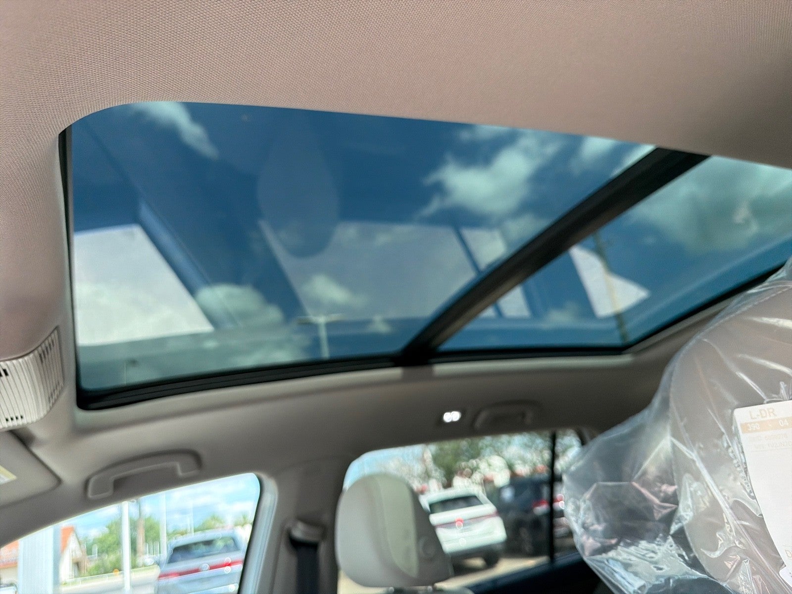 2026 Volkswagen Atlas 2.0T SE w/Technology FWD