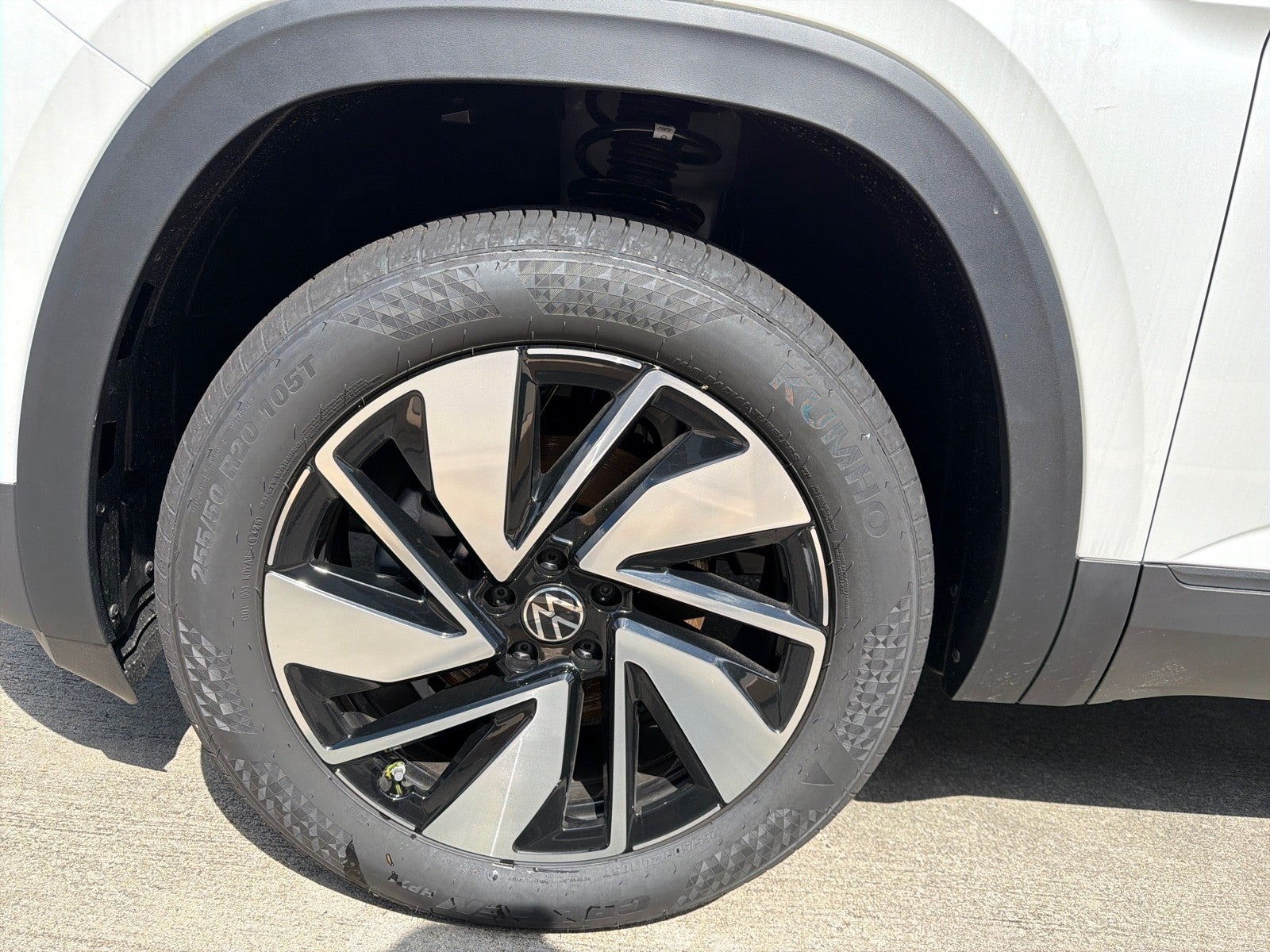 2026 Volkswagen Atlas 2.0T SE w/Technology FWD