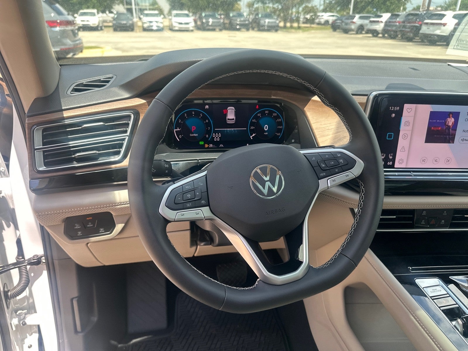 2026 Volkswagen Atlas 2.0T SE w/Technology FWD