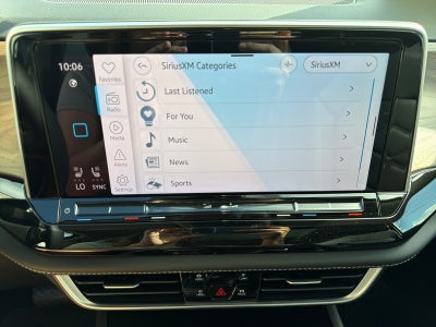 2026 Volkswagen Atlas 2.0T SE w/Technology FWD