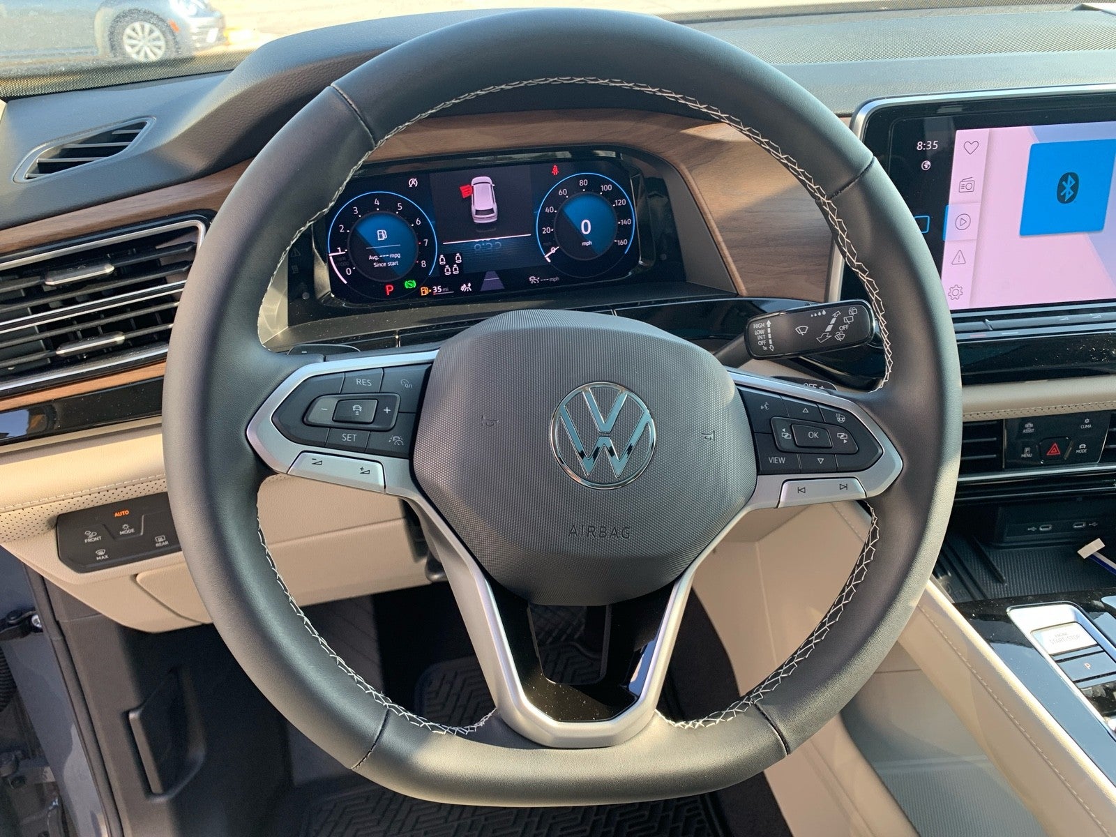 2026 Volkswagen Atlas 2.0T SE w/Technology FWD