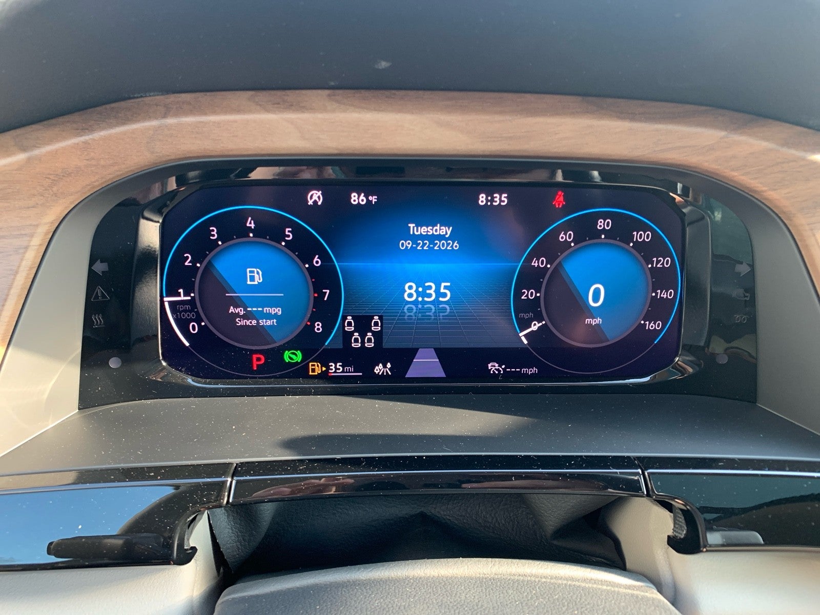 2026 Volkswagen Atlas 2.0T SE w/Technology FWD