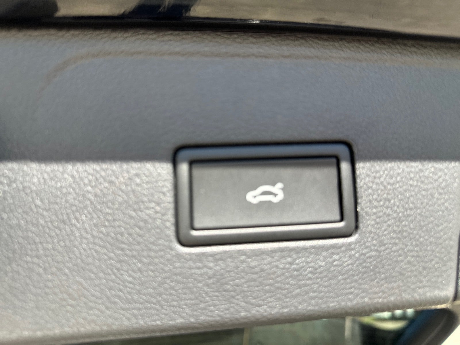 2026 Volkswagen Atlas 2.0T SE w/Technology FWD