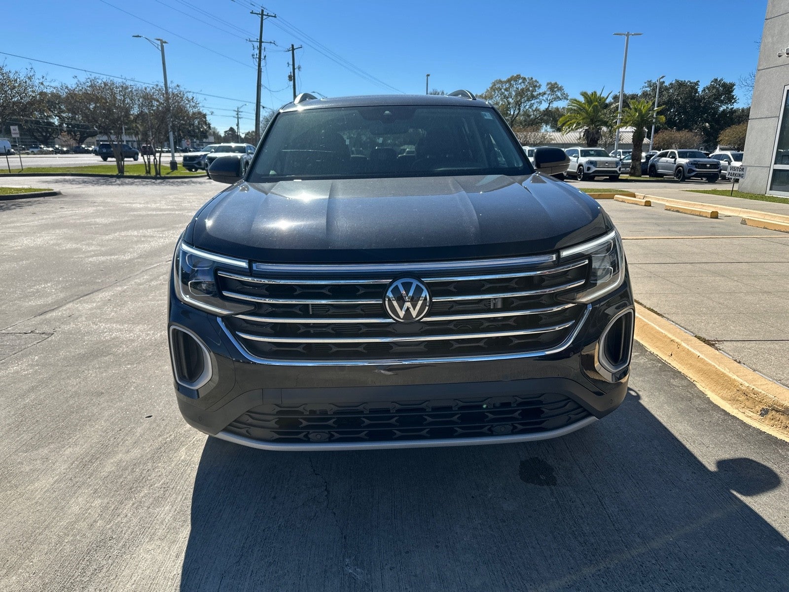 2026 Volkswagen Atlas 2.0T SE w/Technology FWD