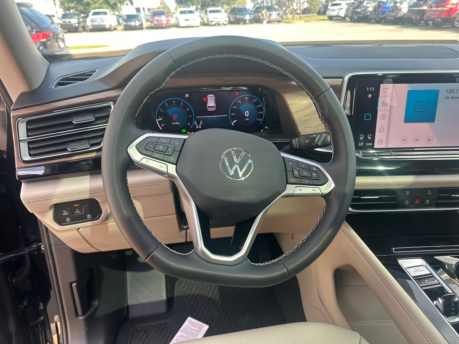 2026 Volkswagen Atlas 2.0T SE w/Technology FWD