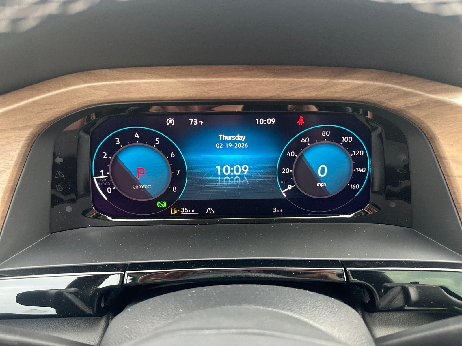 2026 Volkswagen Atlas 2.0T SE w/Technology FWD