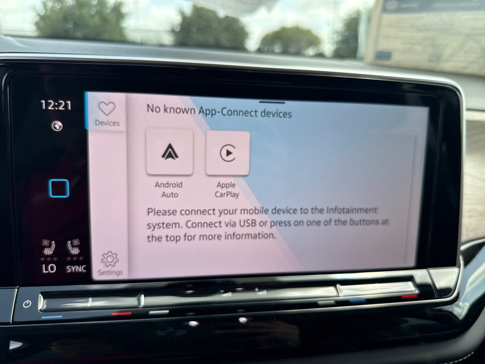 2026 Volkswagen Atlas 2.0T SE w/Technology FWD