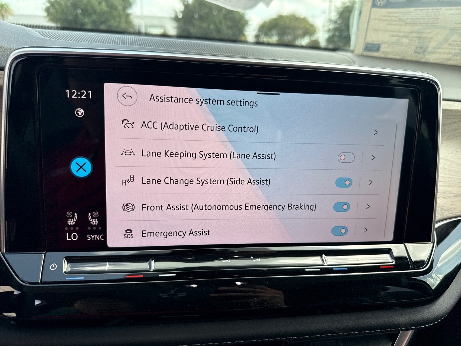 2026 Volkswagen Atlas 2.0T SE w/Technology FWD