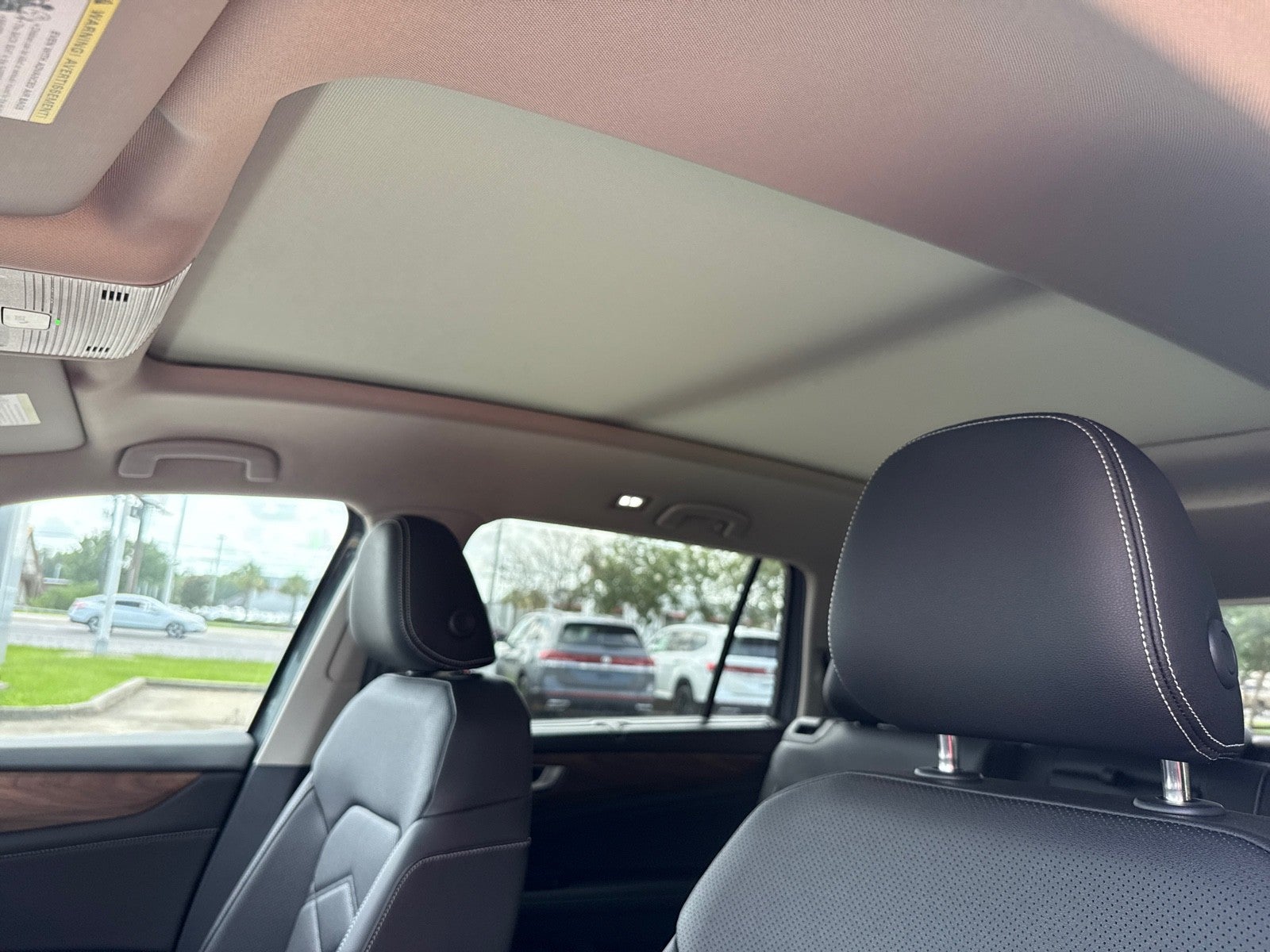 2026 Volkswagen Atlas 2.0T SE w/Technology FWD