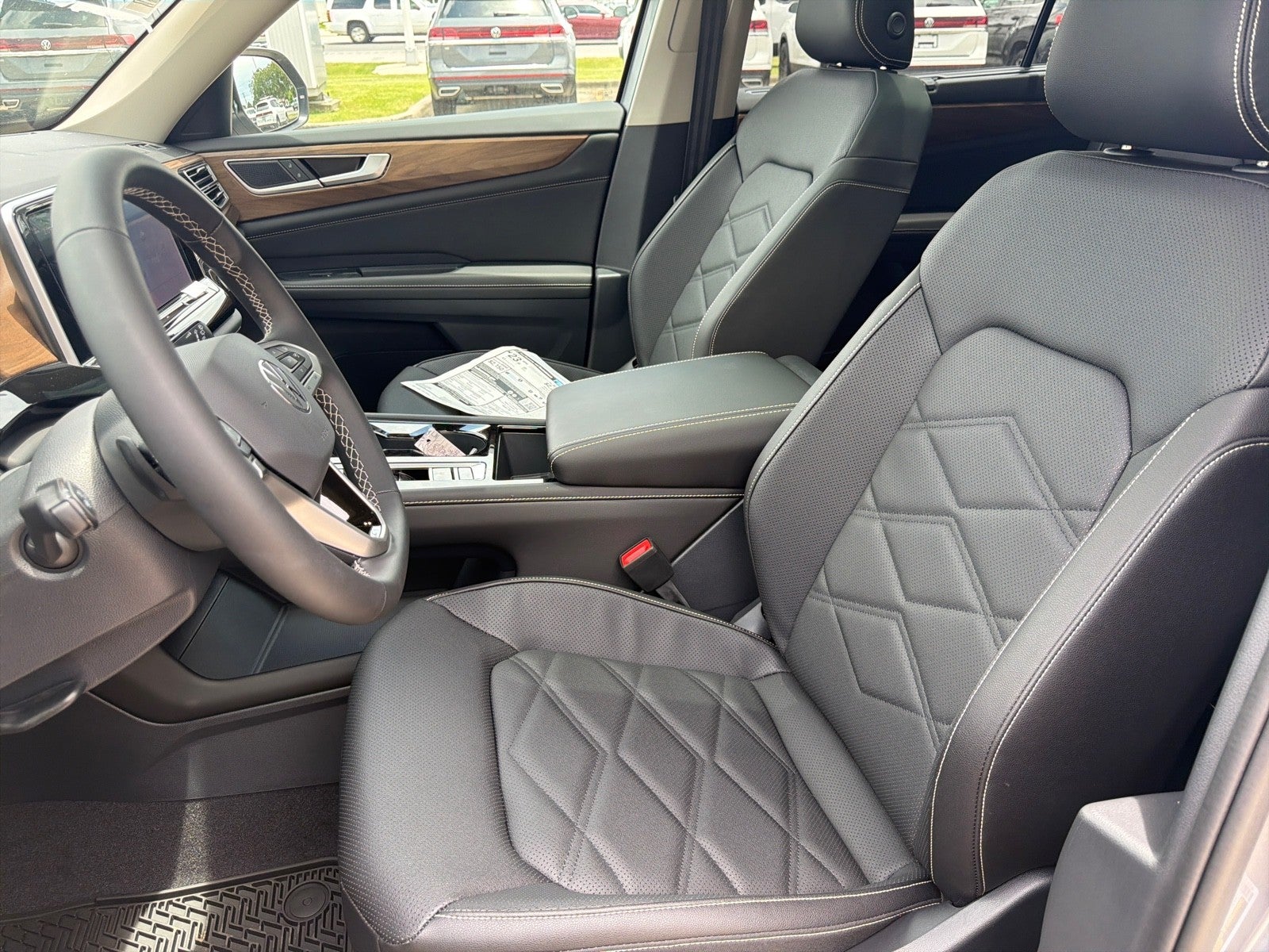 2026 Volkswagen Atlas 2.0T SE w/Technology FWD