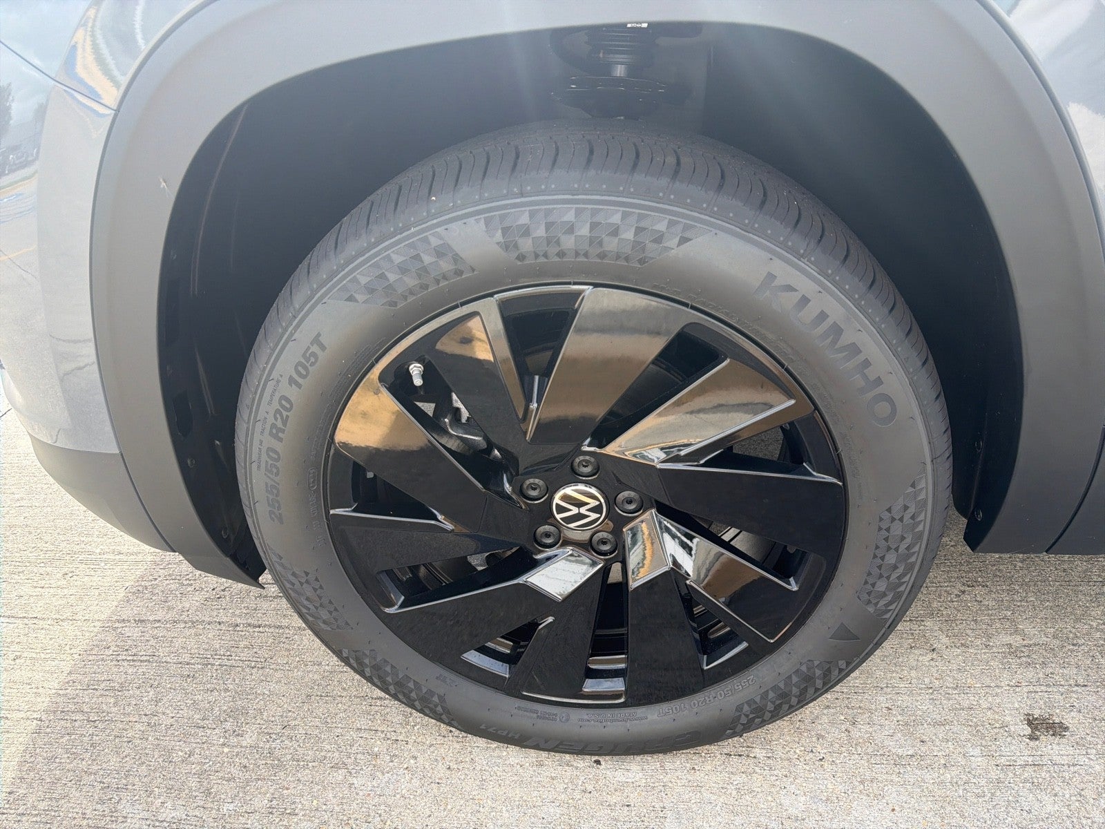 2026 Volkswagen Atlas 2.0T SE w/Technology FWD