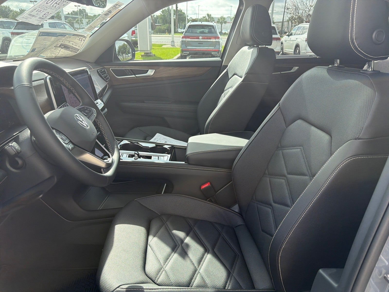 2026 Volkswagen Atlas 2.0T SE w/Technology FWD