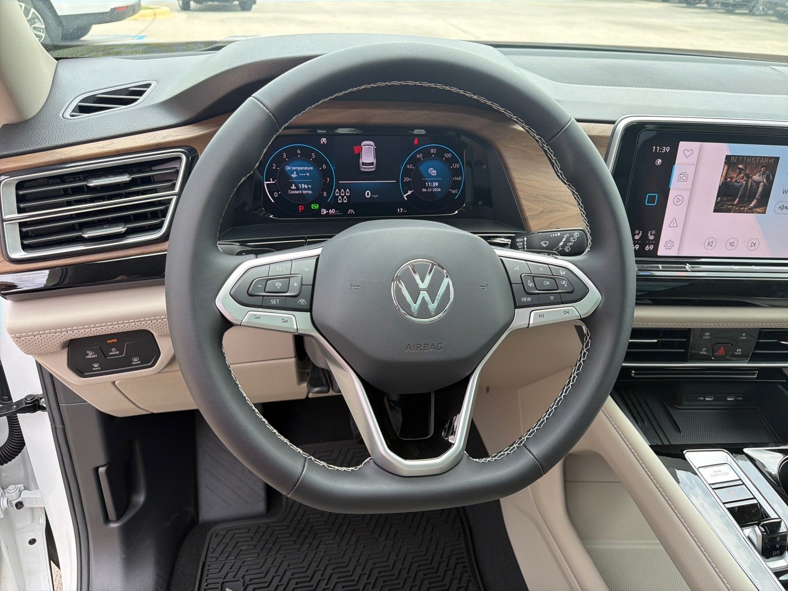 2026 Volkswagen Atlas 2.0T SE w/Technology FWD