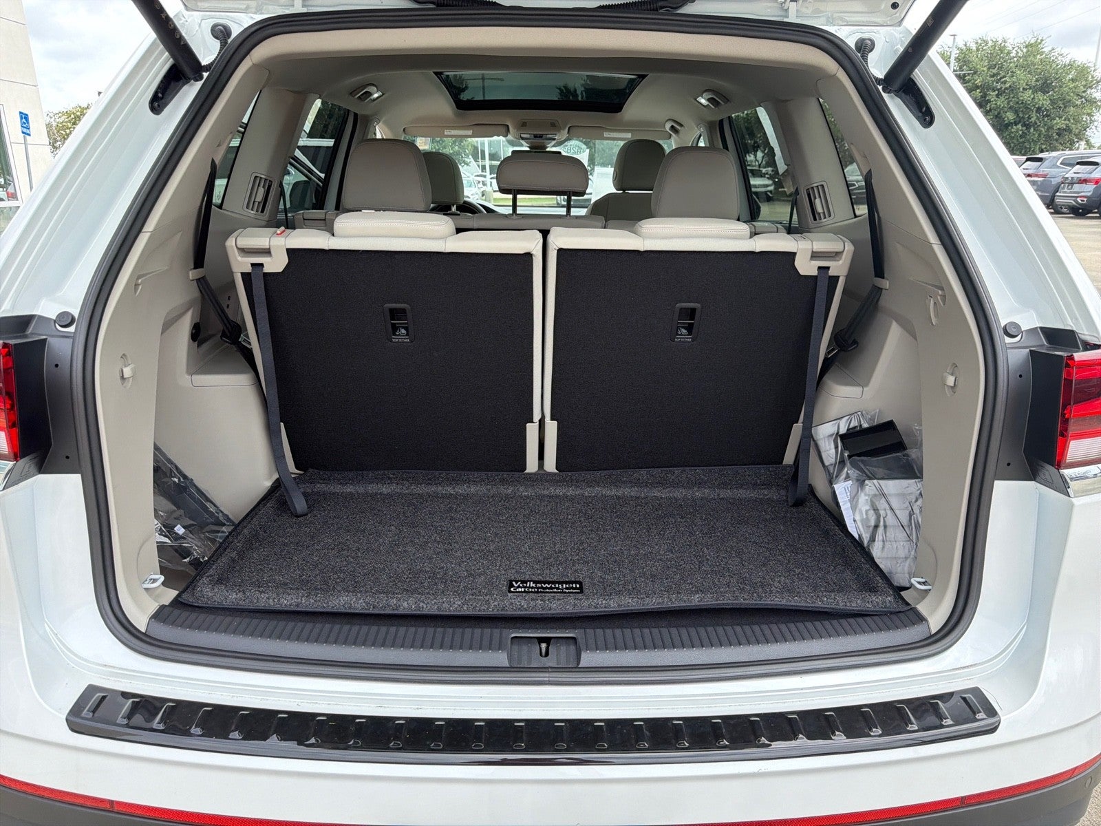 2026 Volkswagen Atlas 2.0T SE w/Technology FWD
