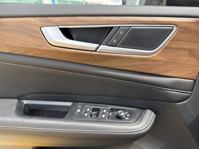 2026 Volkswagen Atlas 2.0T SE w/Technology FWD