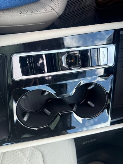 2026 Volkswagen Atlas 2.0T SE w/Technology FWD