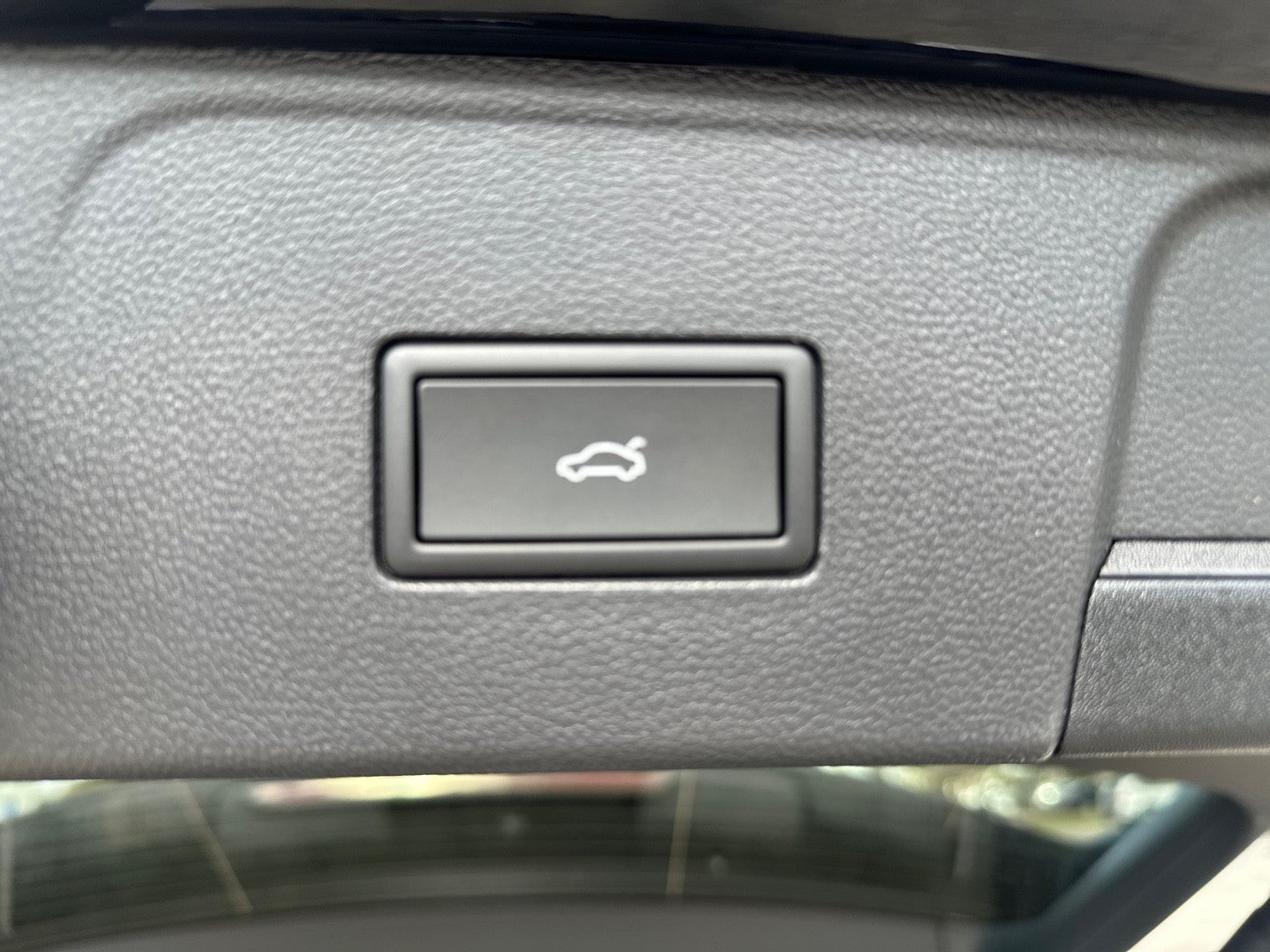 2026 Volkswagen Atlas 2.0T SE w/Technology FWD