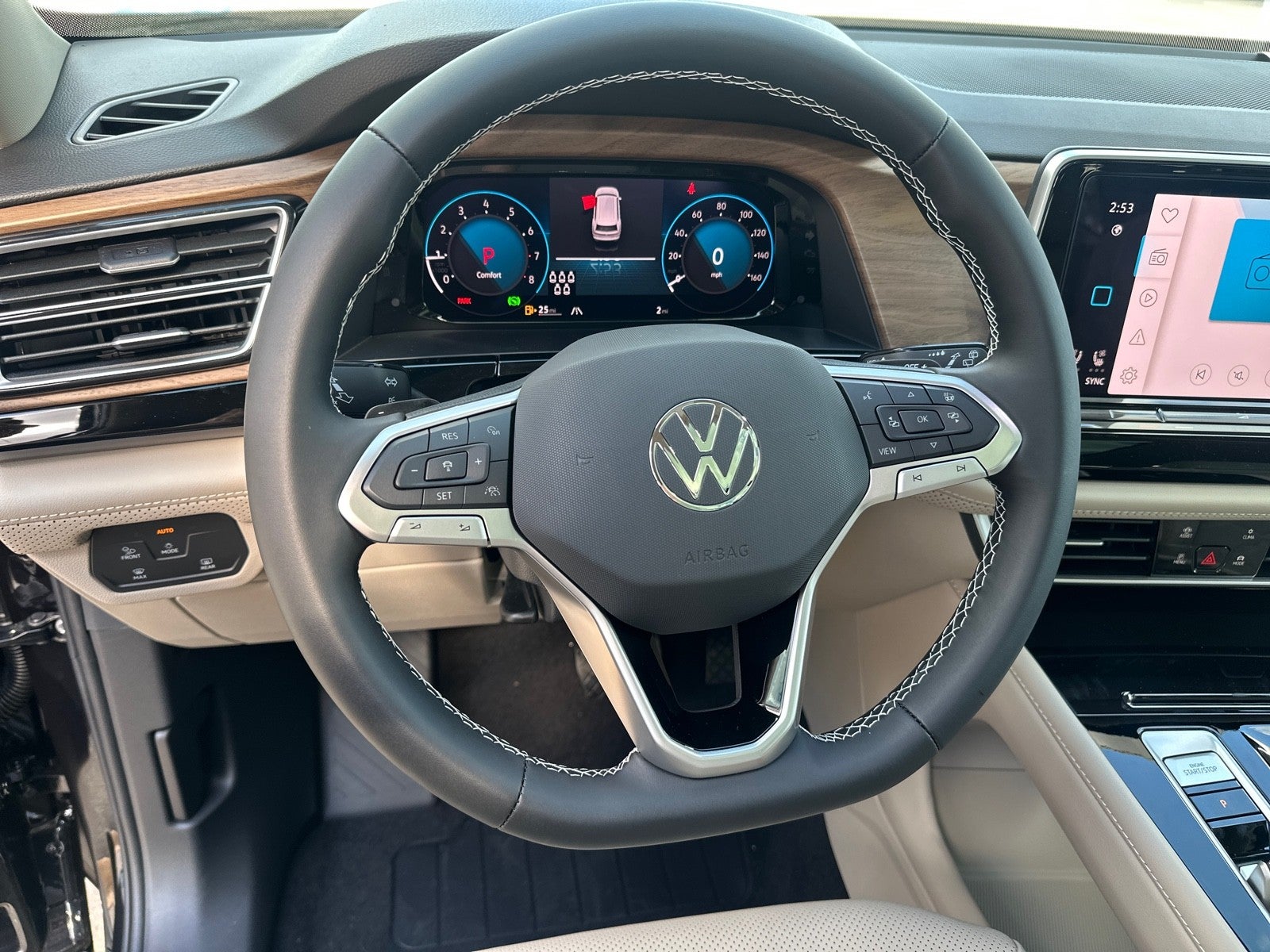 2026 Volkswagen Atlas 2.0T SE w/Technology FWD