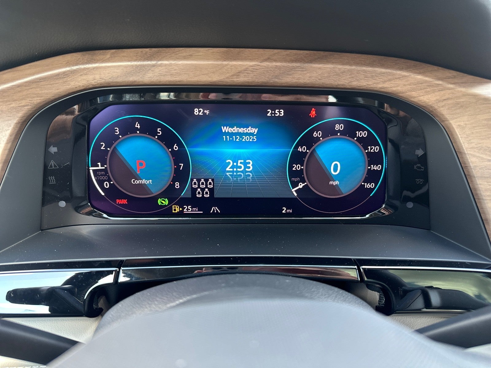 2026 Volkswagen Atlas 2.0T SE w/Technology FWD