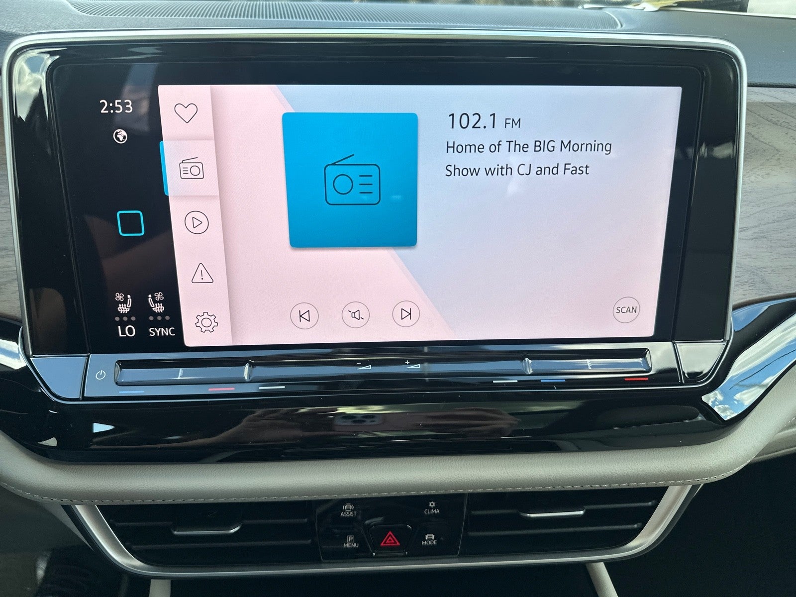 2026 Volkswagen Atlas 2.0T SE w/Technology FWD