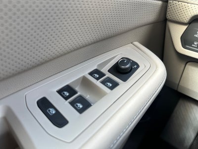 2026 Volkswagen Atlas 2.0T SE w/Technology FWD