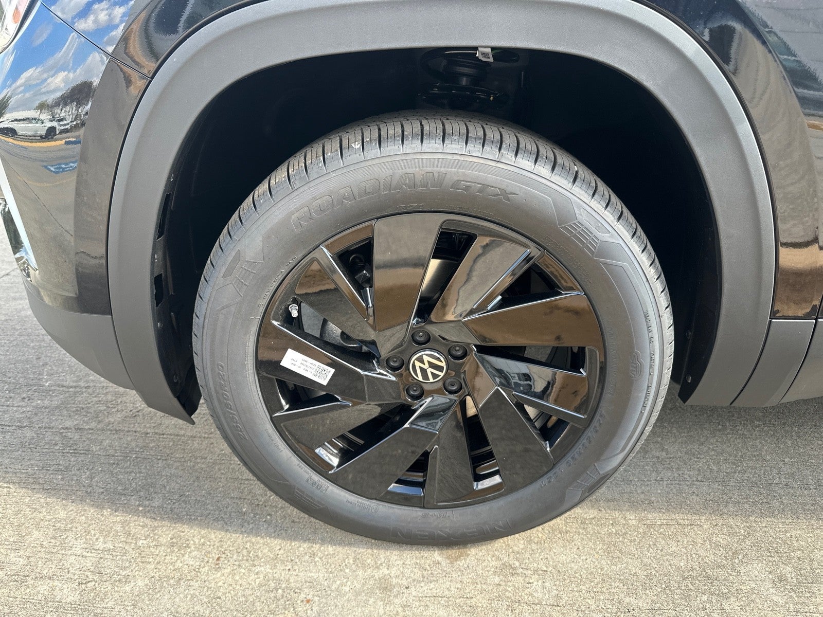 2026 Volkswagen Atlas 2.0T SE w/Technology FWD