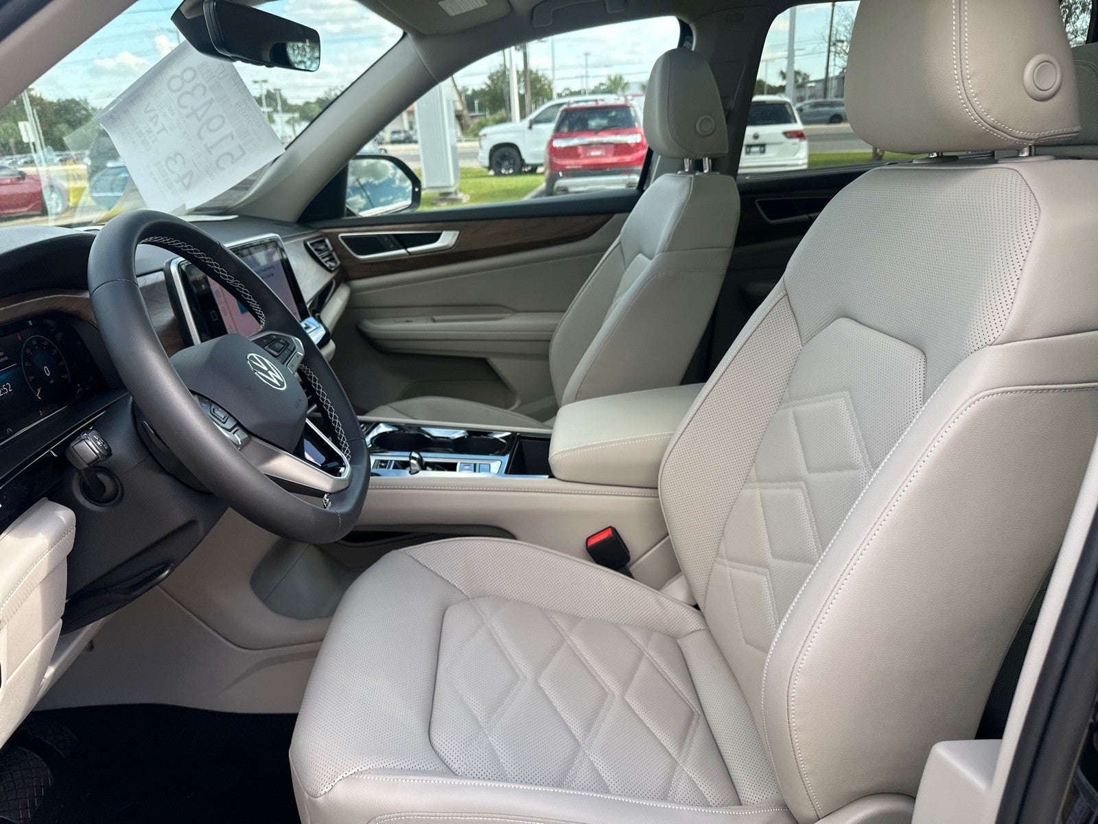 2026 Volkswagen Atlas 2.0T SE w/Technology FWD