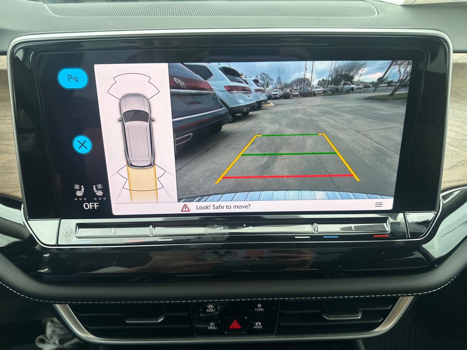 2026 Volkswagen Atlas 2.0T SE w/Technology FWD