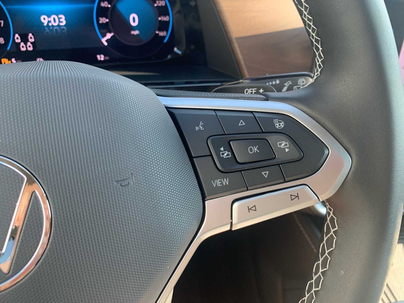 2026 Volkswagen Atlas 2.0T SE w/Technology FWD