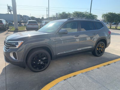 2026 Volkswagen Atlas 2.0T SE w/Technology FWD