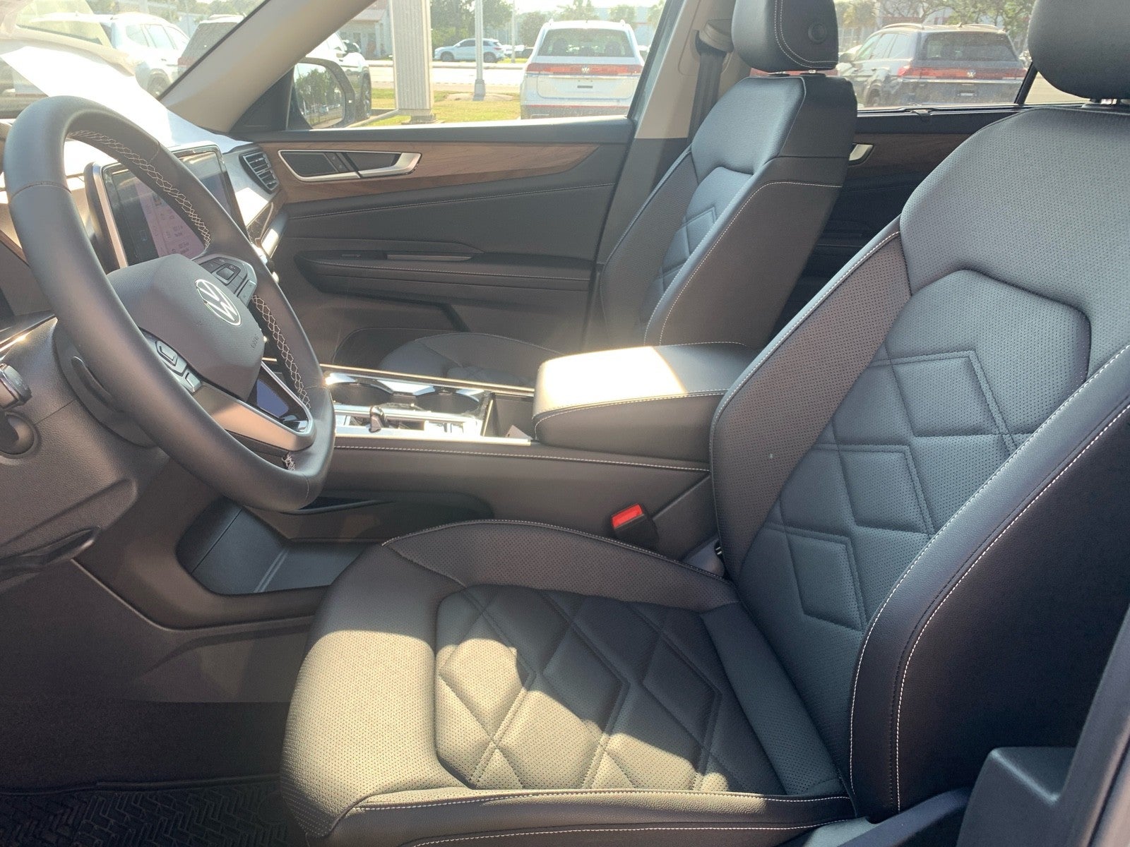 2026 Volkswagen Atlas 2.0T SE w/Technology FWD