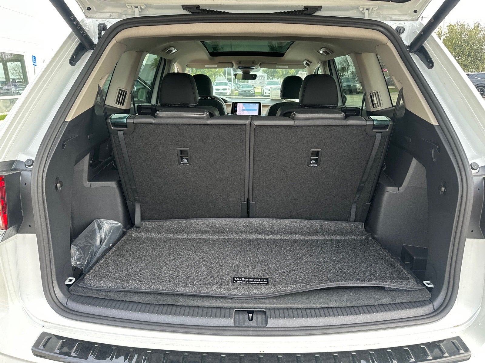 2026 Volkswagen Atlas 2.0T SE w/Technology FWD