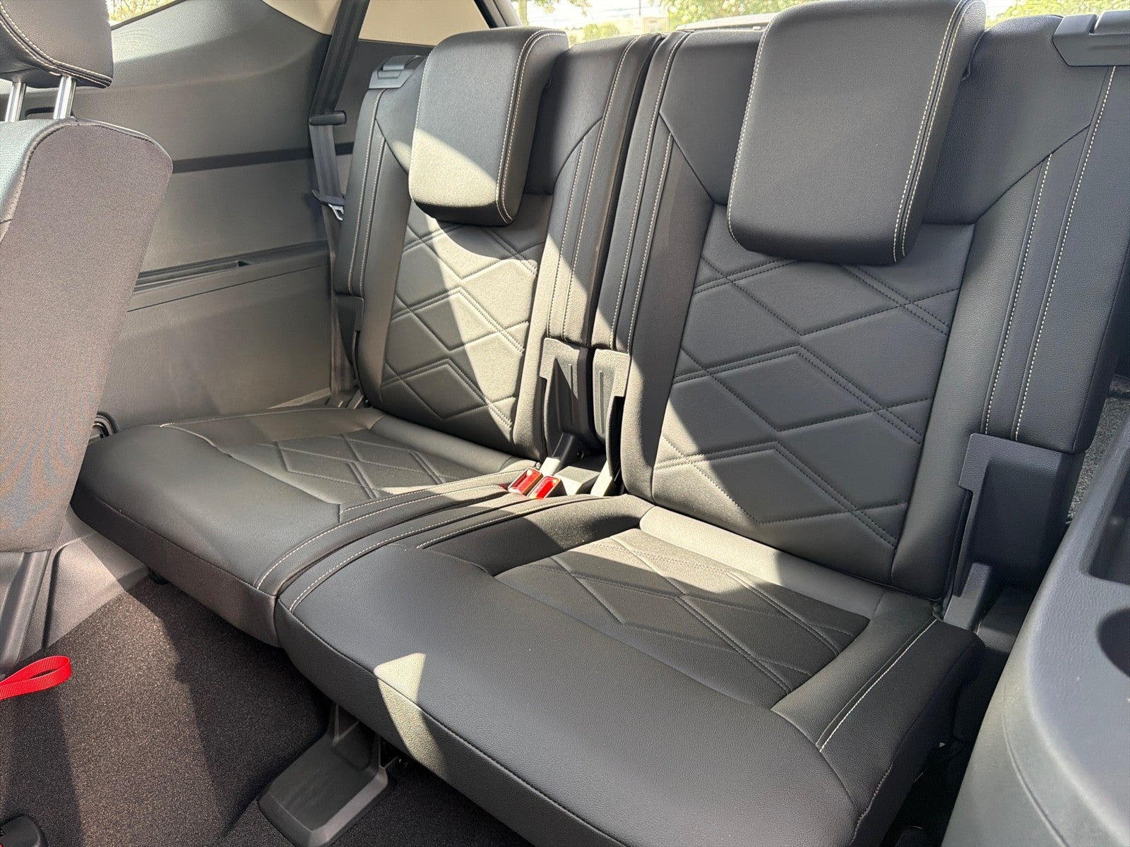 2026 Volkswagen Atlas 2.0T SE w/Technology FWD