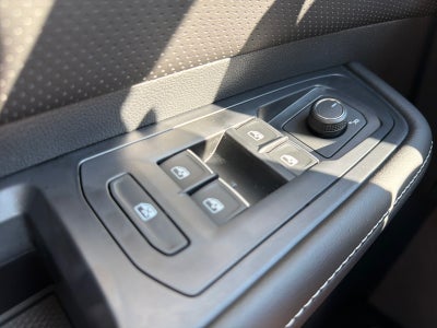 2026 Volkswagen Atlas 2.0T SE w/Technology FWD