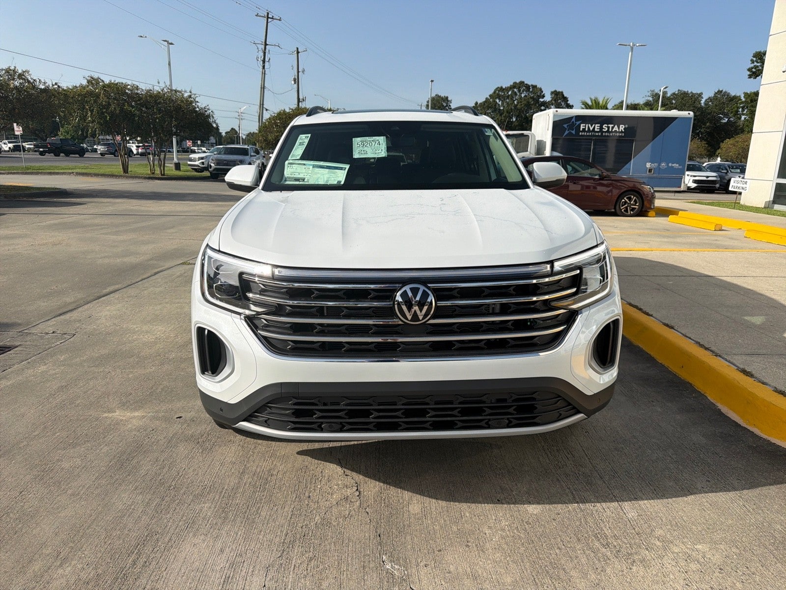 2026 Volkswagen Atlas 2.0T SE w/Technology FWD