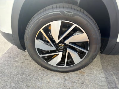 2026 Volkswagen Atlas 2.0T SE w/Technology FWD