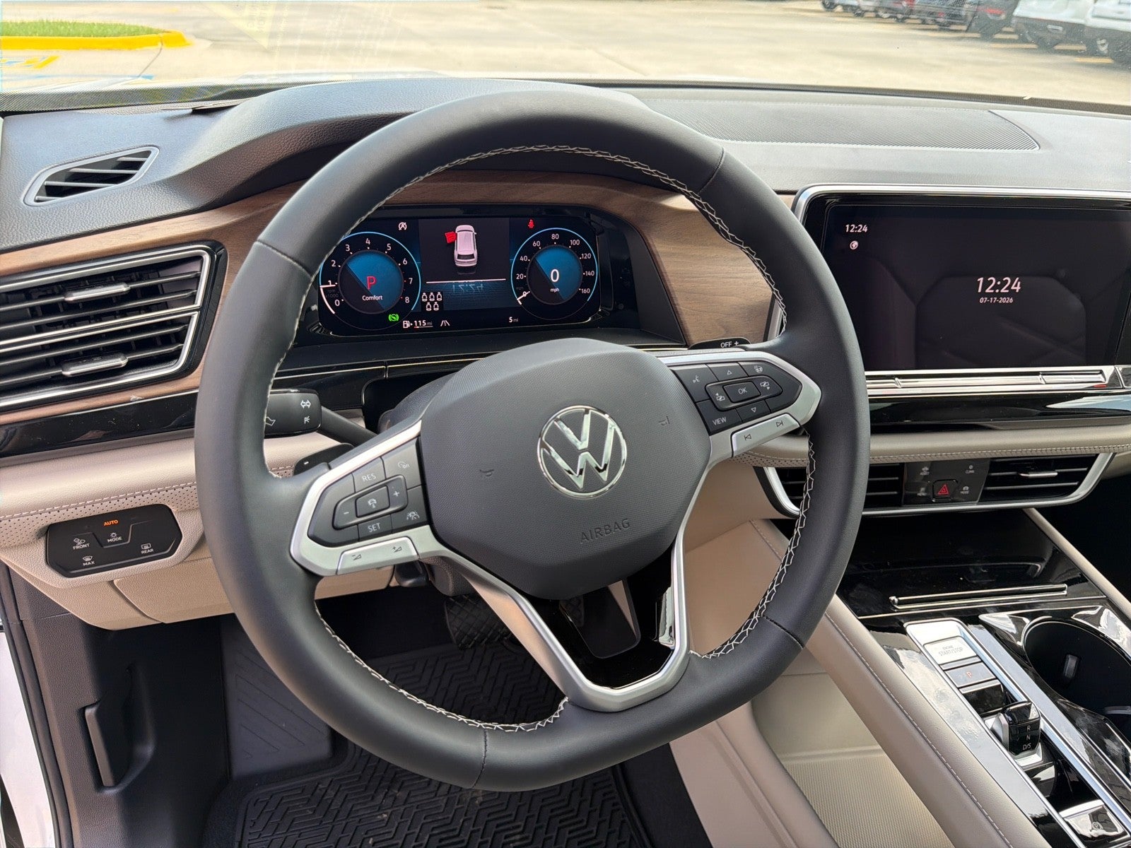 2026 Volkswagen Atlas 2.0T SE w/Technology FWD