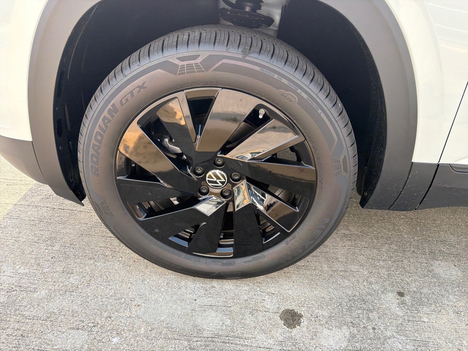 2026 Volkswagen Atlas 2.0T SE w/Technology FWD