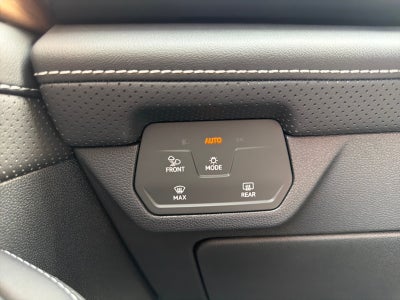 2026 Volkswagen Atlas 2.0T SE w/Technology FWD