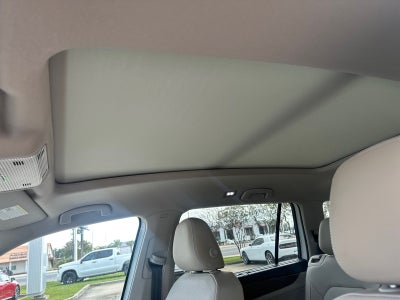 2026 Volkswagen Atlas 2.0T SE w/Technology FWD