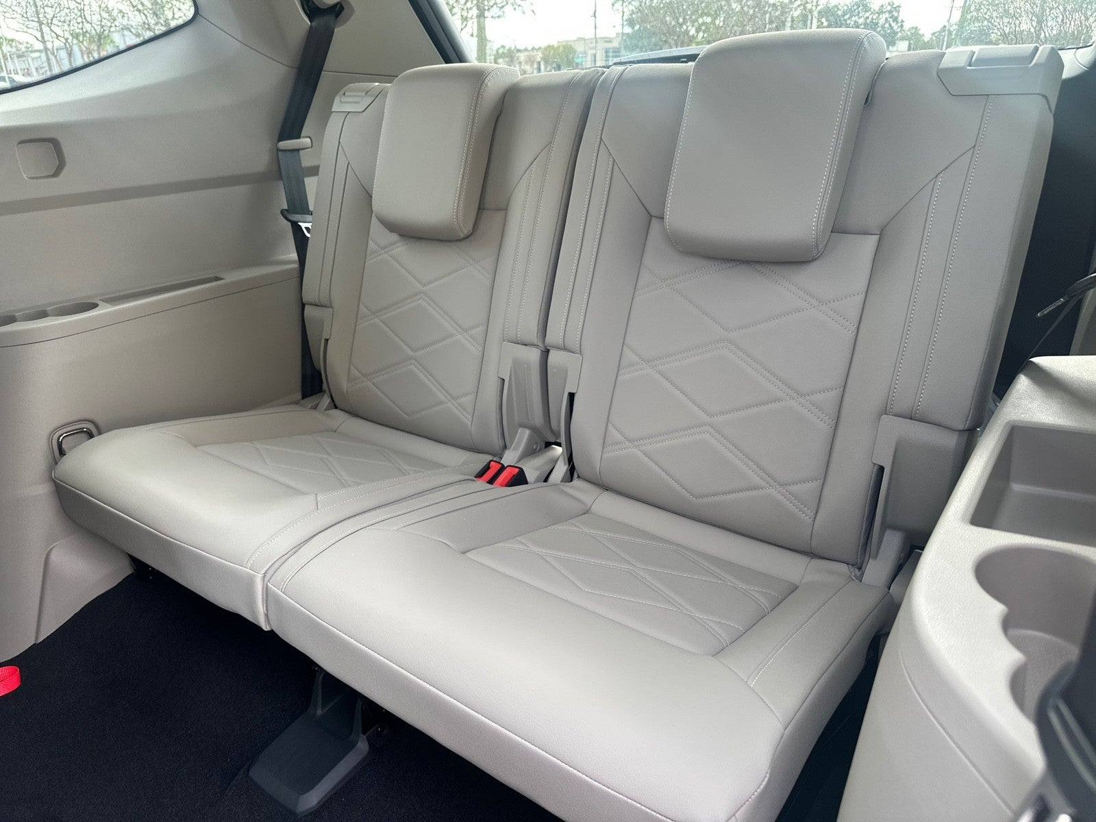 2026 Volkswagen Atlas 2.0T SE w/Technology FWD