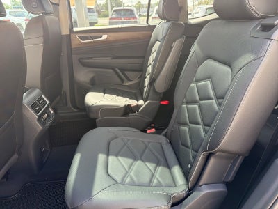 2026 Volkswagen Atlas 2.0T SE w/Technology FWD