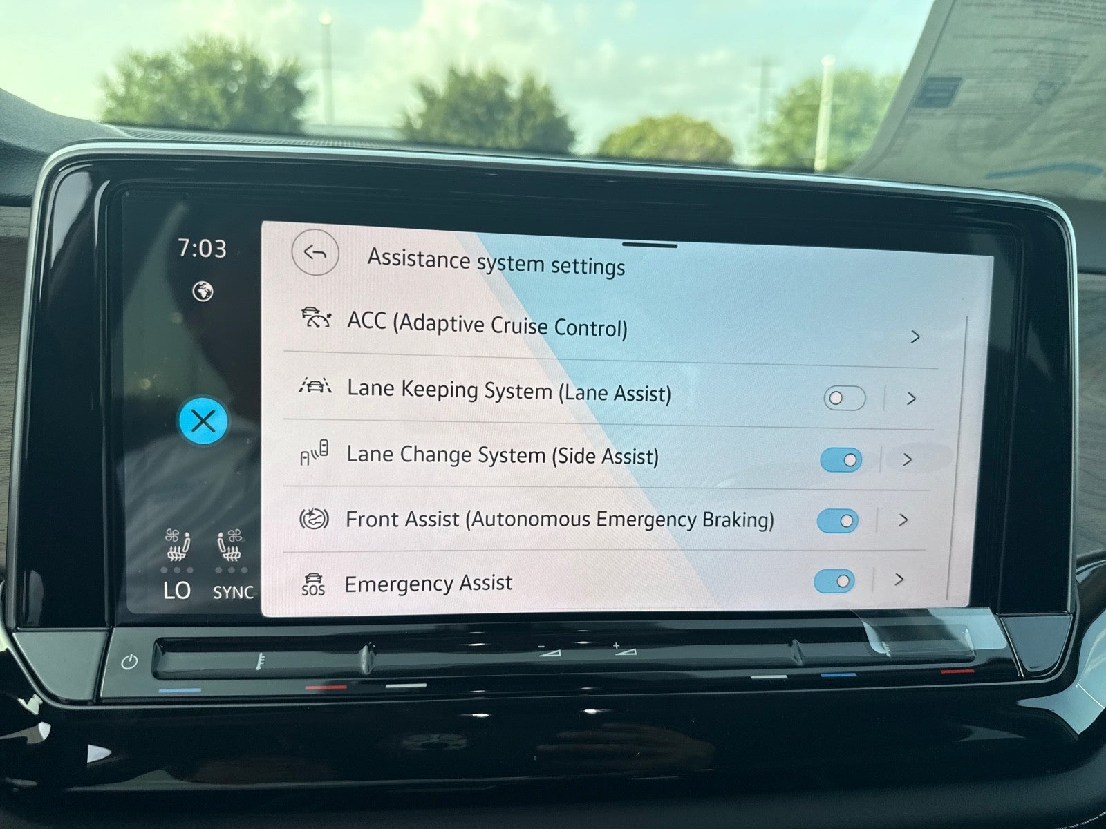 2026 Volkswagen Atlas 2.0T SE w/Technology FWD