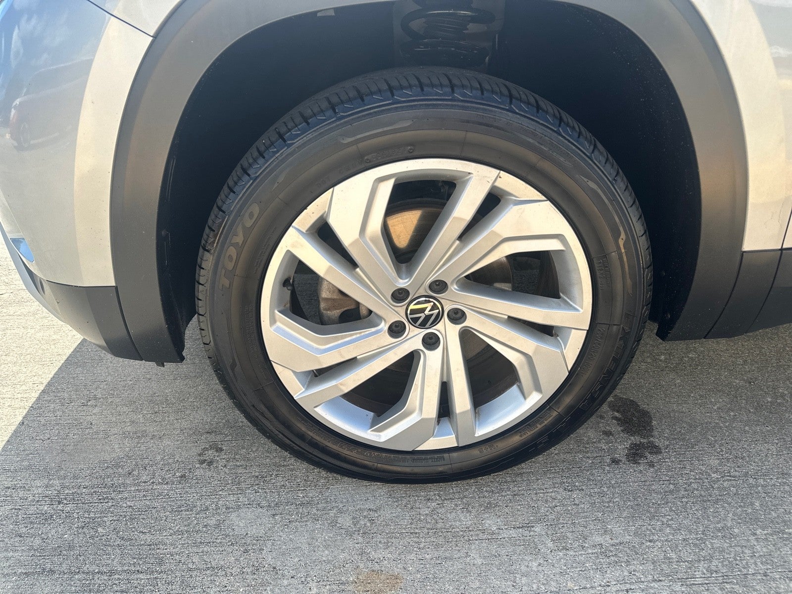 2021 Volkswagen Atlas 2021.5 3.6L V6 SE w/Technology FWD