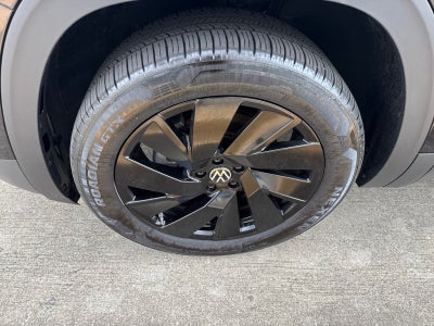 2024 Volkswagen Atlas 2.0T SE w/Technology FWD