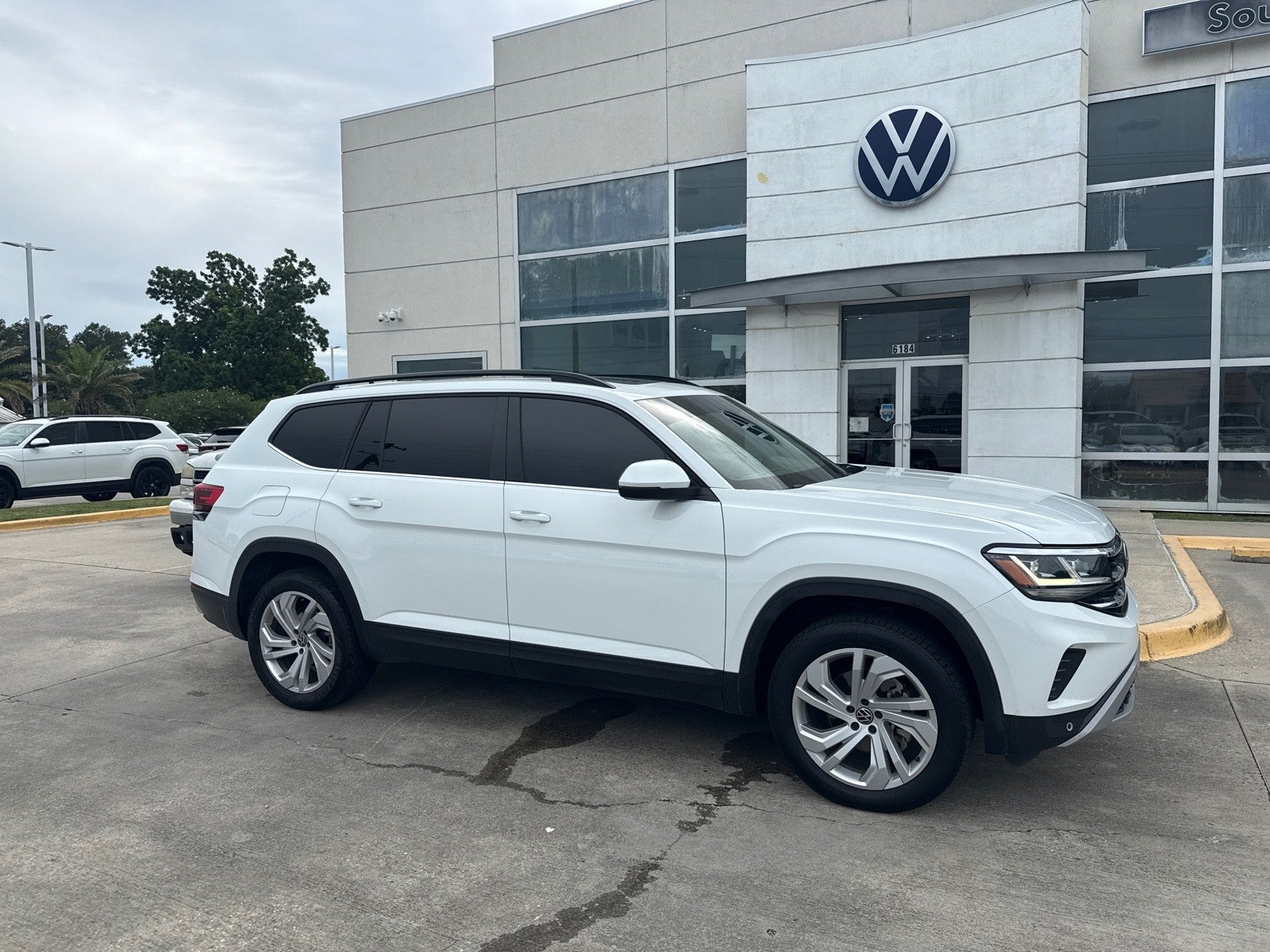 2021 Volkswagen Atlas 3.6L V6 SE w/Technology FWD *Ltd Avail*