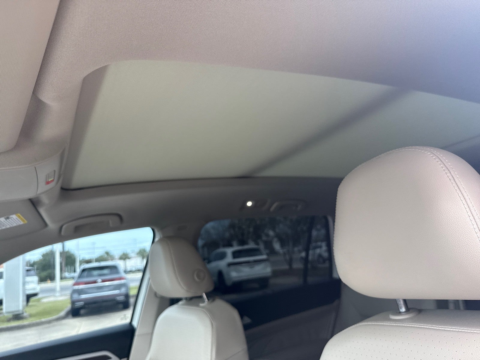 2021 Volkswagen Atlas 3.6L V6 SE w/Technology FWD *Ltd Avail*