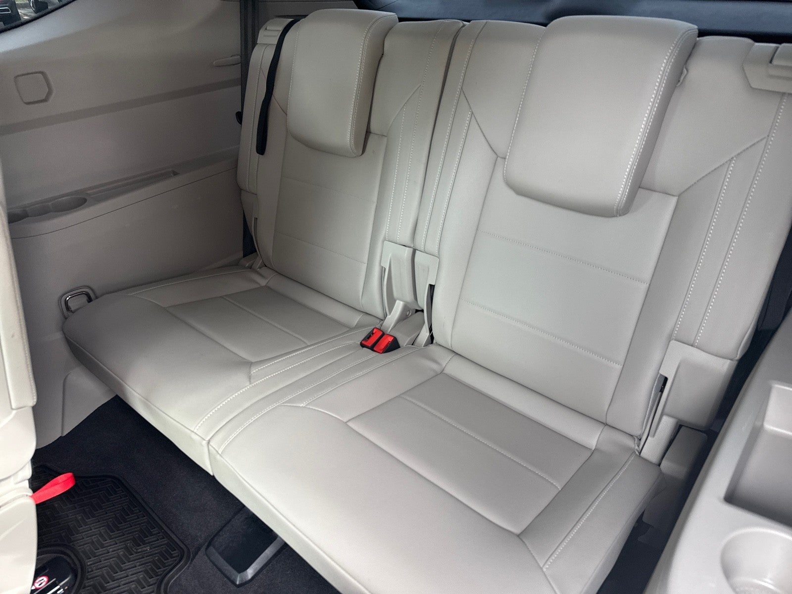 2021 Volkswagen Atlas 3.6L V6 SE w/Technology FWD *Ltd Avail*